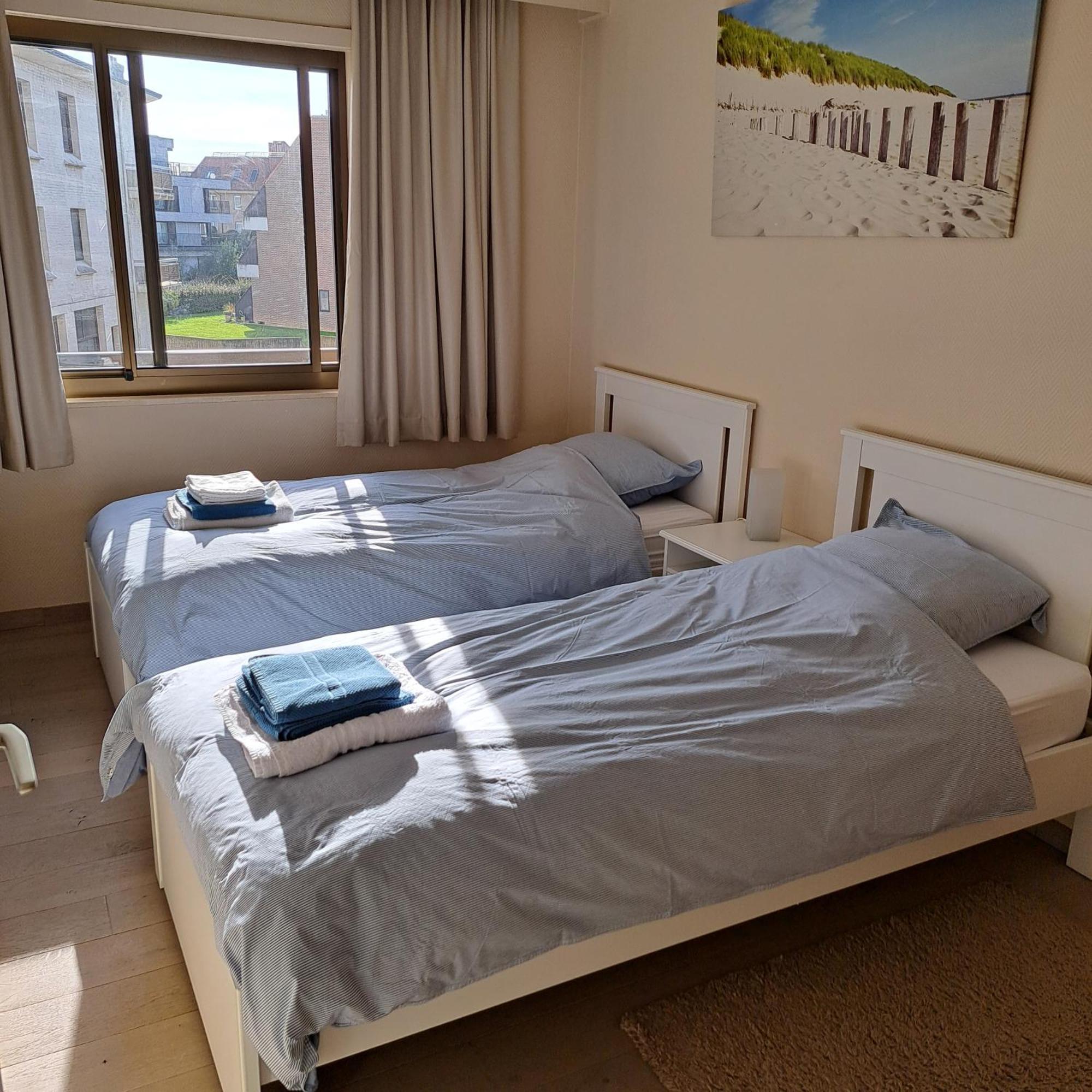 Appartement Residentie Amadeus Met Garage Sint-Idesbald Zewnętrze zdjęcie